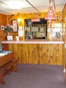 Cedar Grove Motel - Hall