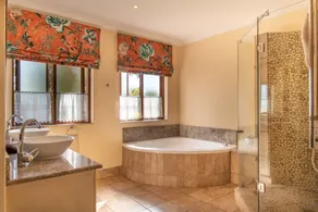Oliver`s - Bathroom