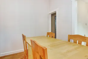 Walk Downtown: Takoma Park Escape w/ Large Yard! - Innvendig