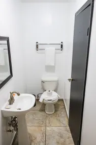 Hotel Revolución - Bathroom