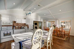Cottage w/ Potomac River Views in Newburg! - Interiör