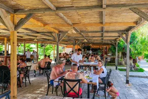Bunec Beach Resort - Restaurant