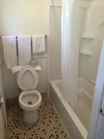 Drama Inn - Salle de bain