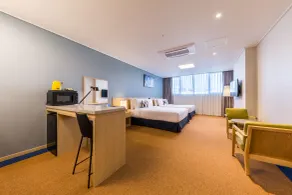 Days Hotel & Suites by Wyndham Incheon Airport - Room
