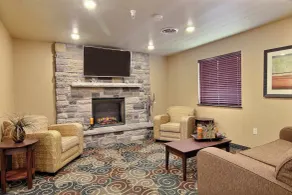Cobblestone Inn & Suites - Linton - Lobby