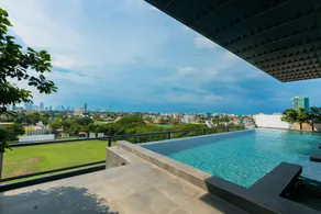 ME Colombo - Pool