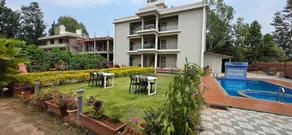 Prince Palace Bhilar Stay at Village of Books - Pool