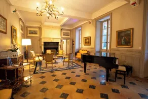 CHATEAU DE QUINCEY - Rezeption