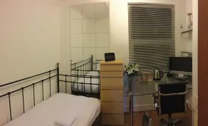 OutRam 26 - Habitación