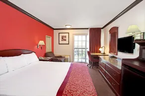 Ramada by Wyndham Pasadena - Chambre