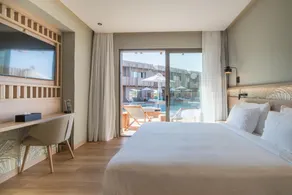 SENSEANA Sea Side Resort & Aquadventure - Zimmer