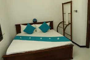 Yasra Holiday Villa - Room