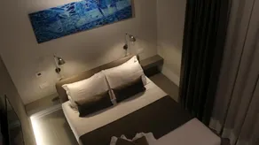 Serre Alte Landscape Luxury Rooms - Room