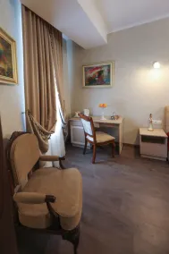 Hotel "Mandarin Clubhouse" - Room