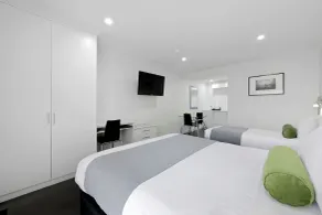 Hamilton Lonsdale Motel - Room