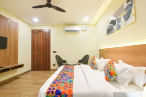 FabHotel Prime The Ballroom - Near GD Goenka University - Room