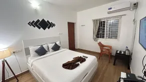 The Base Inn - Room