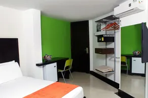 Hotel Genova Prado - Room