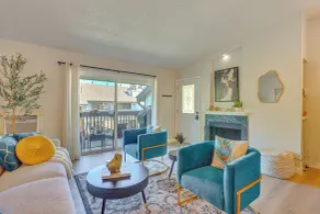 1 Mi to Dtwn: Condo w/ Pool Access in Castle Rock - Intérieur