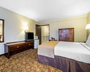 Quality Inn & Suites Minden - Chambre