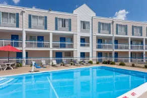 Baymont by Wyndham Peoria - Piscine