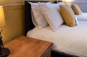 The Stag Hotel and Mailmans Arms - Room