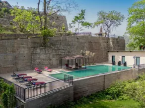 kamlodabhavi resort - Piscina