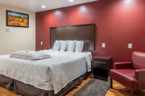 Red Roof Inn PLUS+ Fort Worth - Burleson - Room