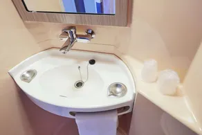 Kyriad Direct Annemasse - Genève - Bathroom