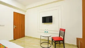 Hotel Golden Petals  - Zimmer