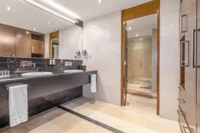 Eurostars Suites Mirasierra - Chambre