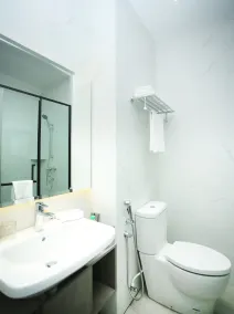 Stanton Hotel - Bathroom