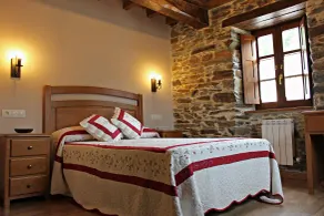 Apartamentos El Llago - Zimmer