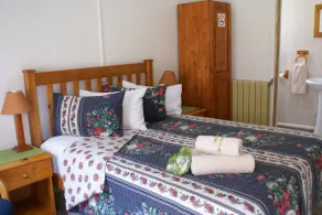 Emerald Guesthouse - Room