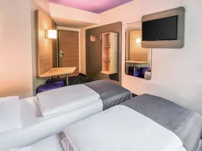 B&B Hotel Stuttgart-Vaihingen - Room