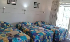 Donald Riverside Motel - Room