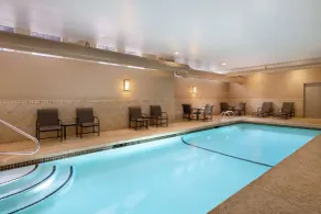 Hampton Inn & Suites Exeter - Piscina