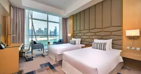 Canal Central Hotel Business Bay - Room
