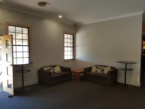Lamington Hotel Motel - Detached Motel - Sitzecke in der Lobby