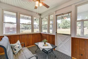 5 Mi to Whitewater Center! Home w/ Peaceful Porch - Interiør