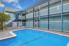Hotel H-Wood - Piscine