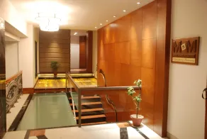 The Maya Hotel - Restaurant