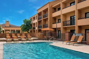 Courtyard by Marriott Baton Rouge Acadian Centre/LSU Area - Piscine