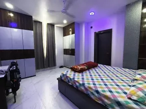 Urban Oasis - Room
