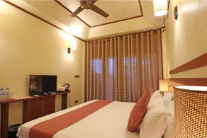 Araamu Hotels Maldives at Dhiffushi - Rum