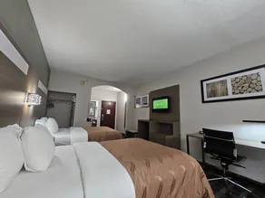 Quality Inn & Suites Irving DFW Airport South - Quarto