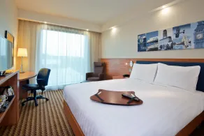 Hampton by Hilton London Luton Airport - Habitación