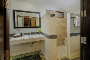 Railay Bay Resort & Spa - Bathroom