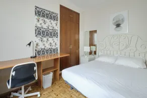 Apartamento 1 dormitorios 1 salón ,Centro de Madrid 4 personas - Værelse