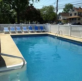 Pelican Point Motel - Piscine